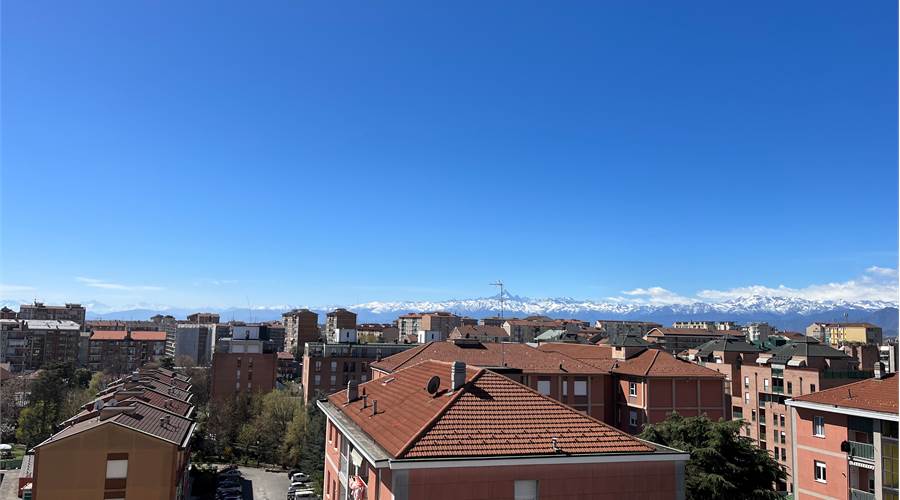 Vista panoramica sul Monviso
