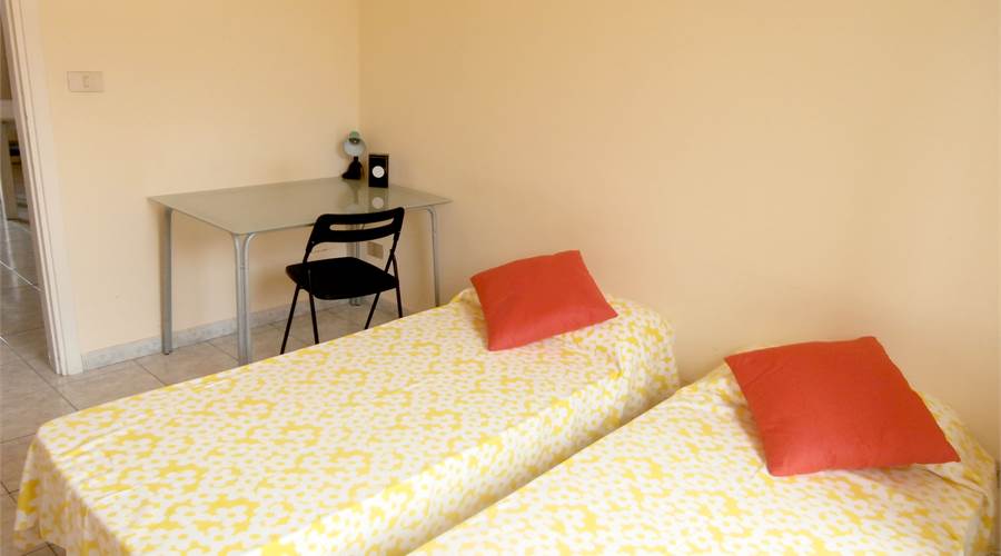 Camera letto con balcone